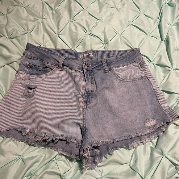 Jean shorts size 13 like new - Picture 1 of 3